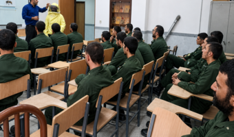 آموزش پرورش زنبور عسل به سربازان نیروی انتظامی سمنان