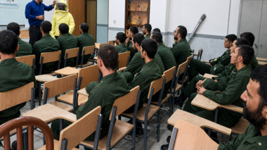 آموزش پرورش زنبور عسل به سربازان نیروی انتظامی سمنان